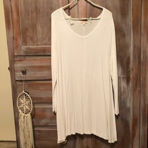 White long sleeve dress